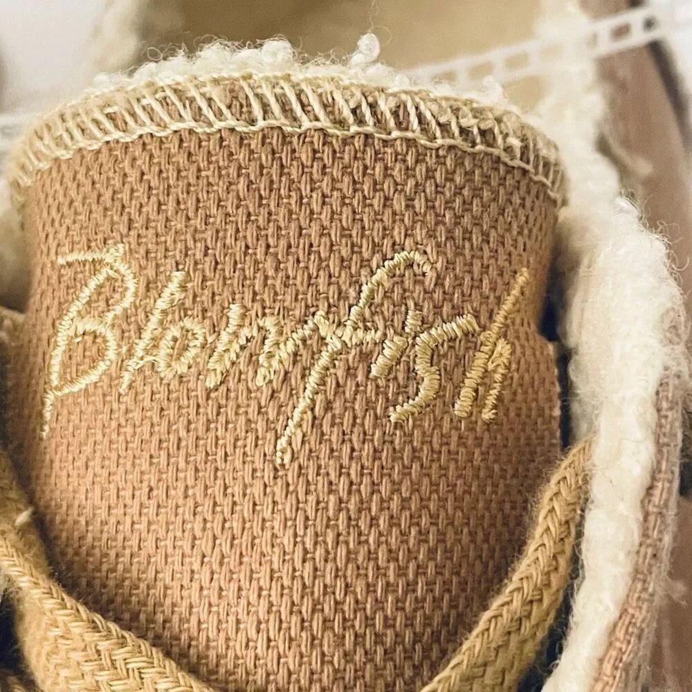 NWT Gorgeous Blowfish Malibu 8 Tan Sherpa Lined Memory foam Cushioned Sneakers - Picture 2 of 12